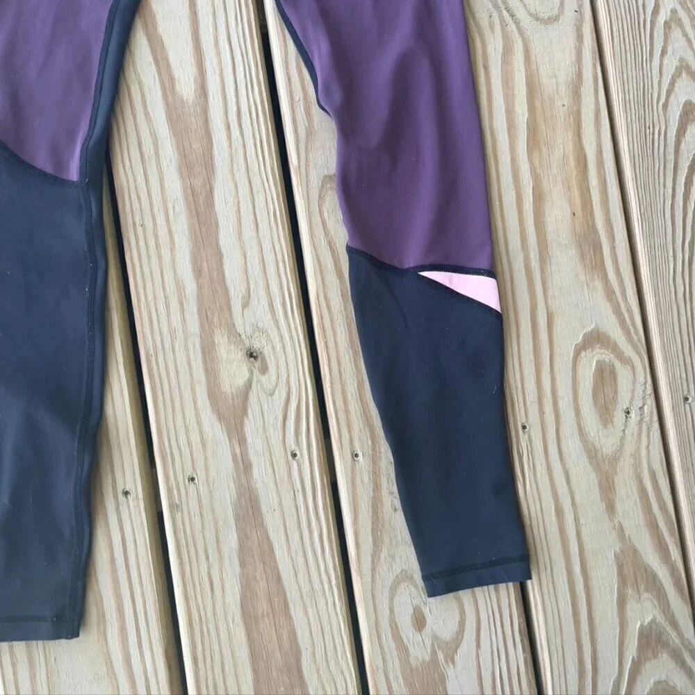 ** Zyia Active Joker Light n Tight Leggings Purple & Black ColorBlock Size 4